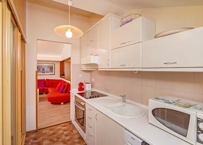 Macan 아파트 챠브타트