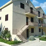 דירה Macan