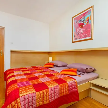 Appartamento Macan Cavtat