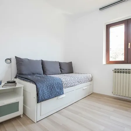 Appartamento Macan Cavtat