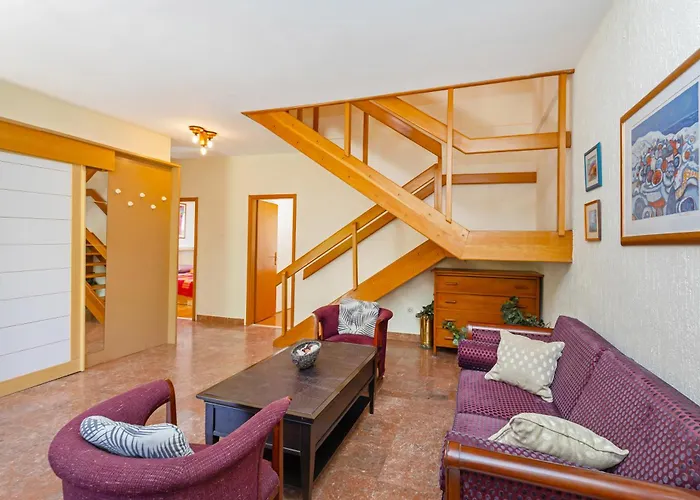 Macan * 察夫塔特